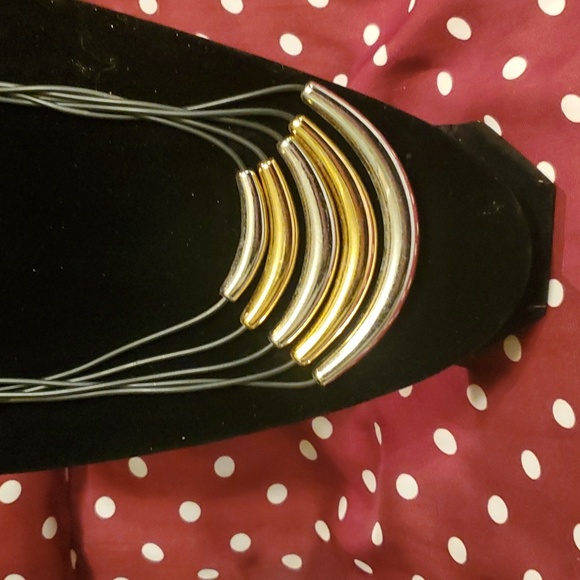 Beautiful Black Gold and Silver Necklace - Picture 2 of 4